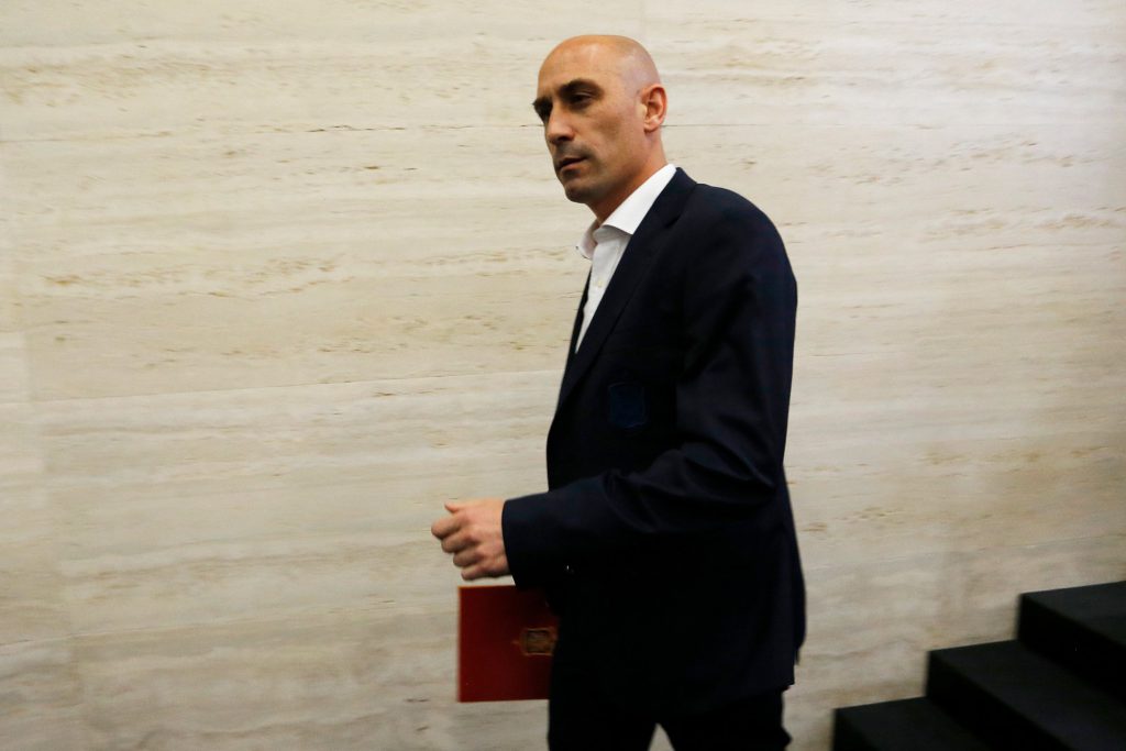 Luis Rubiales wearing a black blazer at an event